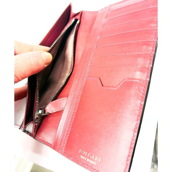 BVLGARI Black Pebbled Calfskin Leather Long Bifold Wallet Unisex Metal Logo - Picture 6 of 7